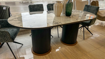 compare product Τραπεζαρία LUX